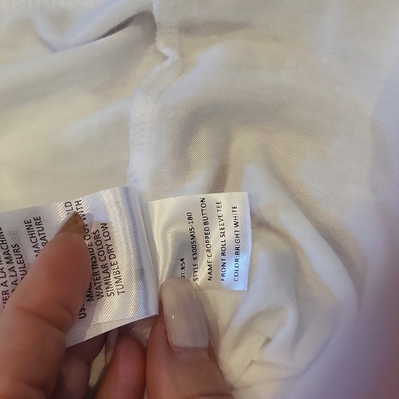 White Button Down Cropped Top NWT - Picture 8 of 8